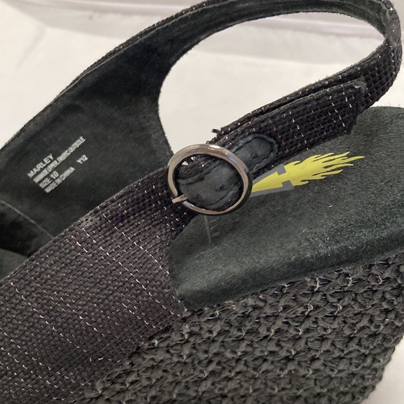 VOLATILE Marley Wedge - Picture 9 of 13